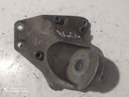 Audi A6 S6 C6 4F Supporto di montaggio scatola del cambio 4F0399113B