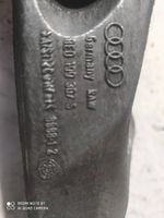 Audi A4 S4 B7 8E 8H Supporto di montaggio del motore (usato) 8E0199307S