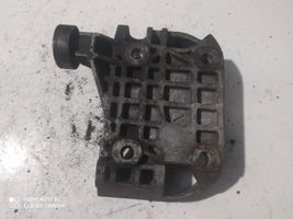 Volkswagen Touareg I Soporte del alternador 059903143P