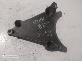 Audi A6 S6 C6 4F Staffa di montaggio del compressore dell’A/C 06E260835C