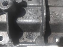 Audi A4 S4 B7 8E 8H Dzinēja nostiprināšanas stiprinājums-kronšteins 03G131159B