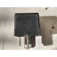 Volkswagen Touareg II Other relay 7M0951253A