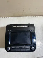 Volkswagen Touareg II Radio / CD/DVD atskaņotājs / navigācija 7P6035195B