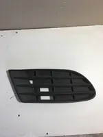 Volkswagen Golf Plus Etupuskurin alempi jäähdytinsäleikkö 5M0853665