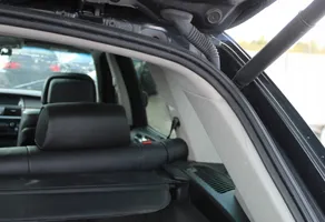 BMW X5 E70 Joint en caoutchouc pour coffre de hayon arrière 