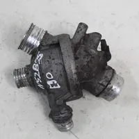 BMW 3 E90 E91 Boîtier de thermostat 11997710