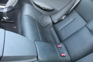 BMW M5 Otrā sēdekļu rinda 