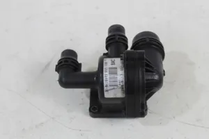 BMW 3 E90 E91 Boîtier de thermostat 