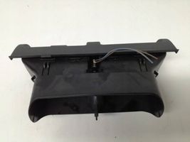 Mercedes-Benz E W210 Copertura griglia di ventilazione cruscotto 2108300054