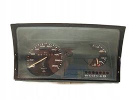 Volkswagen Polo II 86C 2F Compteur de vitesse tableau de bord 867919033BH