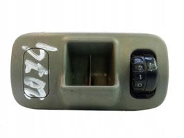 Toyota Yaris Light switch 