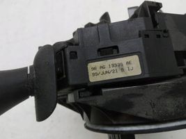 Ford Focus Leva/interruttore dell’indicatore di direzione e tergicristallo 98AG13335AE 98AG17A553CC