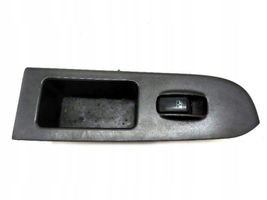 Hyundai Trajet Stiklo kėbule (fortkės) jungtukas 93575-3A000