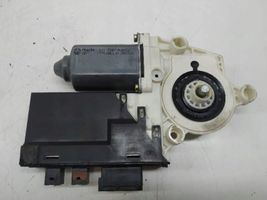 Citroen C8 Moteur de lève-vitre de porte avant 1488737080