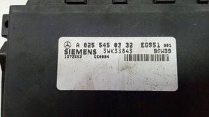 Mercedes-Benz E W210 Module de contrôle de boîte de vitesses ECU A0255450332