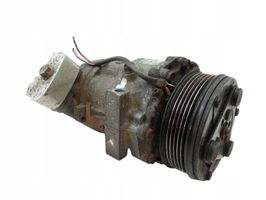 Opel Combo C Ilmastointilaitteen kompressorin pumppu (A/C) 24421642