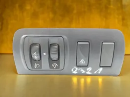 Renault Fluence Autres commutateurs / boutons / leviers 251900007R