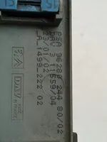 Citroen Xsara Picasso Skrzynka bezpieczników / Komplet 9628024480