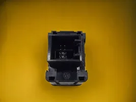 Volkswagen PASSAT B7 Muut kytkimet/nupit/vaihtimet 3C0941334A