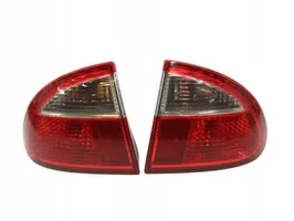 Seat Leon (1P) Lampy tylne / Komplet 