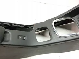 Renault Megane III Console centrale 969100026R