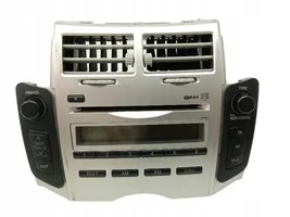 Toyota Yaris Unità principale autoradio/CD/DVD/GPS 86120-0D200