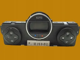 Renault Clio III Panel klimatyzacji 8200296683