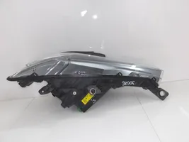 Maserati Levante Lampa przednia 670032328