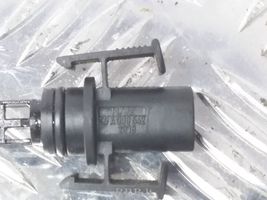 Mercedes-Benz C W203 Ansaugluftsensor A0005422818