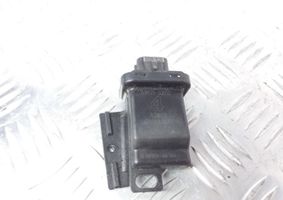 Toyota RAV 4 (XA30) Module confort 8999130050