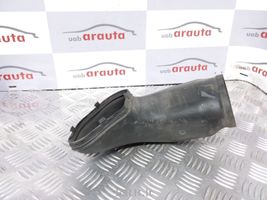 BMW 5 E60 E61 Oro paėmimo kanalo detalė (-ės) 1371790057