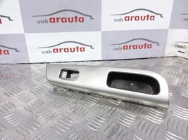 Toyota Corolla E120 E130 Rivestimento della maniglia interna per portiera anteriore 7423102210