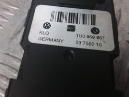 Volkswagen Bora Schalter el. Fensterheber 03755010