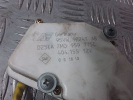 Ford Galaxy Siłownik klapki wlewu paliwa 7M0959775C