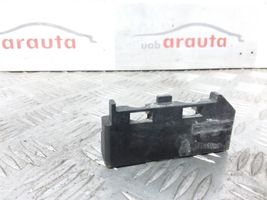 BMW M5 Radiator mount bracket 7845826