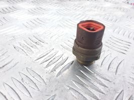 Volkswagen PASSAT B4 Sonde de température de liquide de refroidissement 867959481