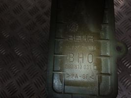 Audi A4 S4 B5 8D Pečiuko radiatorius 893819031