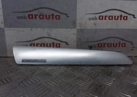 Audi Q3 8U Rivestimento del vano portaoggetti del cruscotto 8U1853190