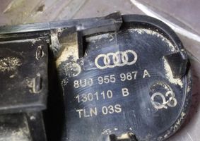 Audi Q3 8U Dysza spryskiwacza szyby przedniej / czołowej 8U0955987A