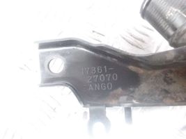 Toyota Corolla Verso E121 Oro paėmimo kanalo detalė (-ės) 1736127070