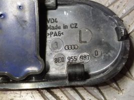 Audi A4 S4 B7 8E 8H Difusor de agua regadora de parabrisas 8E0955987D