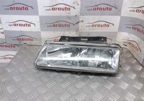 Citroen Xantia Lampa przednia 203149B