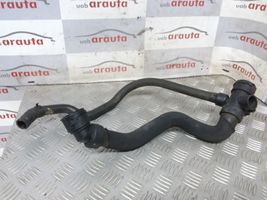 Audi A4 S4 B7 8E 8H Variklio aušinimo vamzdelis (-ai)/ žarna (-os) 8E0121049T