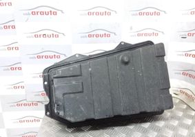 Volkswagen Touareg I Support boîte de batterie 7L0801283D