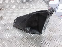 Audi A4 S4 B5 8D Dzinēja nostiprināšanas stiprinājums-kronšteins 8D0199307P