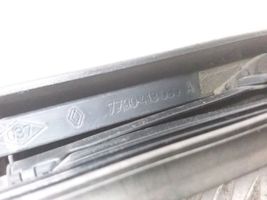 Renault Megane I Rear wiper blade arm 7700413089A