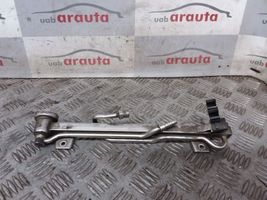 Audi A4 S4 B5 8D Kraftstoffverteiler Einspritzleiste Verteilerrohr 050133681A