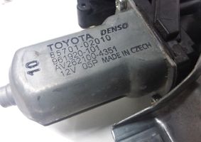 Toyota Avensis T270 Передний комплект электрического механизма для подъема окна 8570102010
