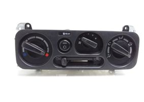 Mitsubishi Pajero Sport I Panel klimatyzacji MR398626
