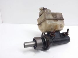 Volkswagen PASSAT B3 Główny cylinder hamulca 357611307